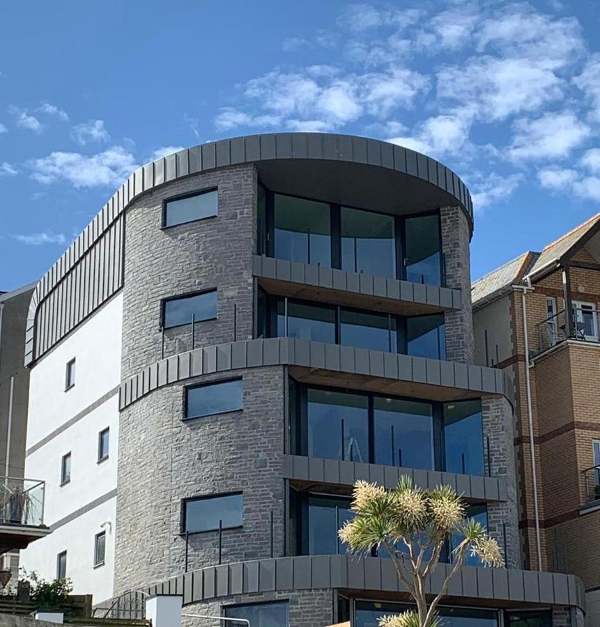 4 The View Apartments Ilfracombe - Seafront, Parking, Lift, Ev ภายนอก รูปภาพ