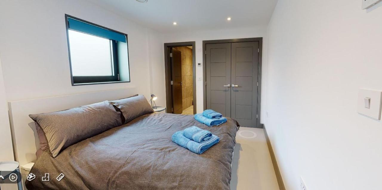 4 The View Apartments Ilfracombe - Seafront, Parking, Lift, Ev ภายนอก รูปภาพ