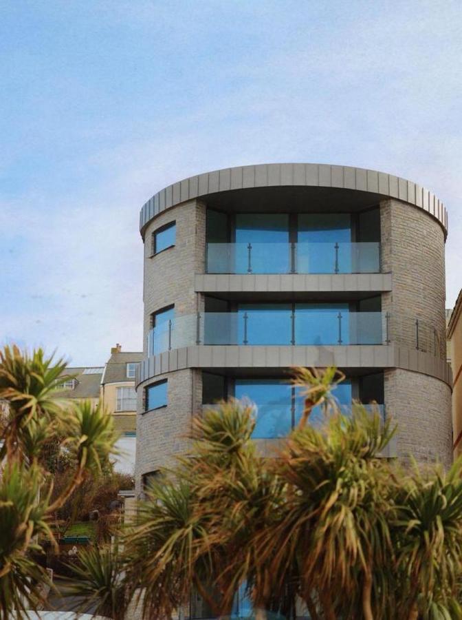 4 The View Apartments Ilfracombe - Seafront, Parking, Lift, Ev ภายนอก รูปภาพ