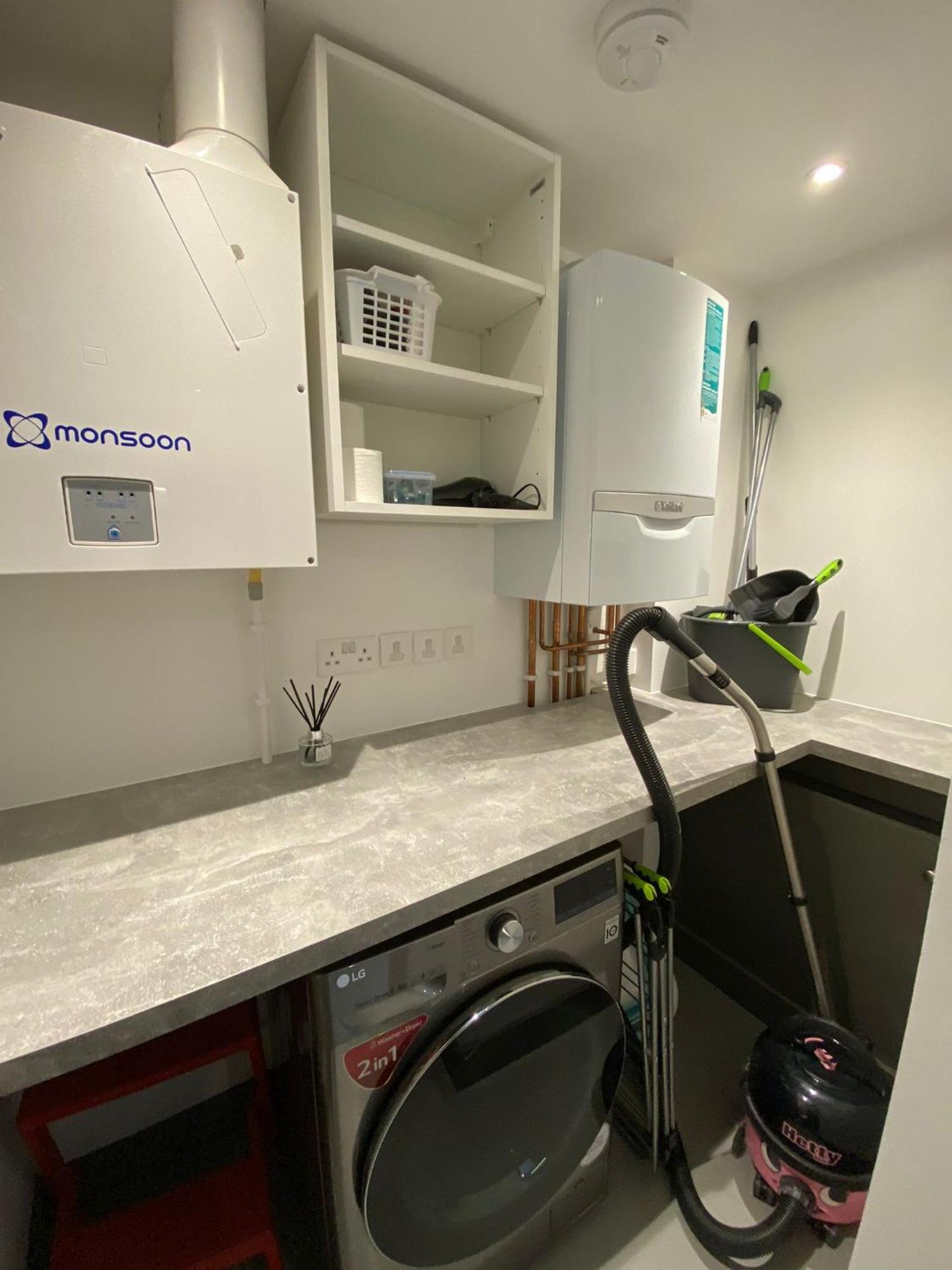 4 The View Apartments Ilfracombe - Seafront, Parking, Lift, Ev ภายนอก รูปภาพ