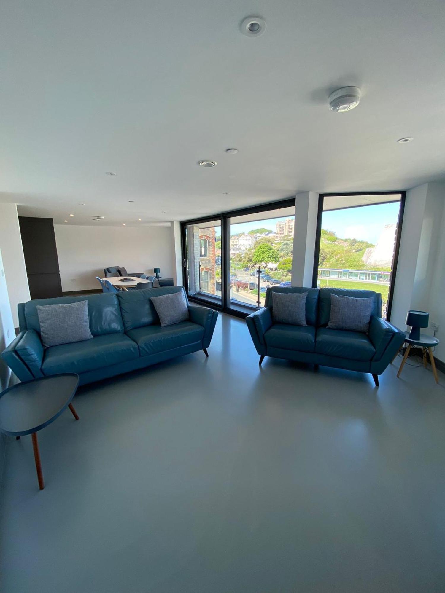 4 The View Apartments Ilfracombe - Seafront, Parking, Lift, Ev ภายนอก รูปภาพ