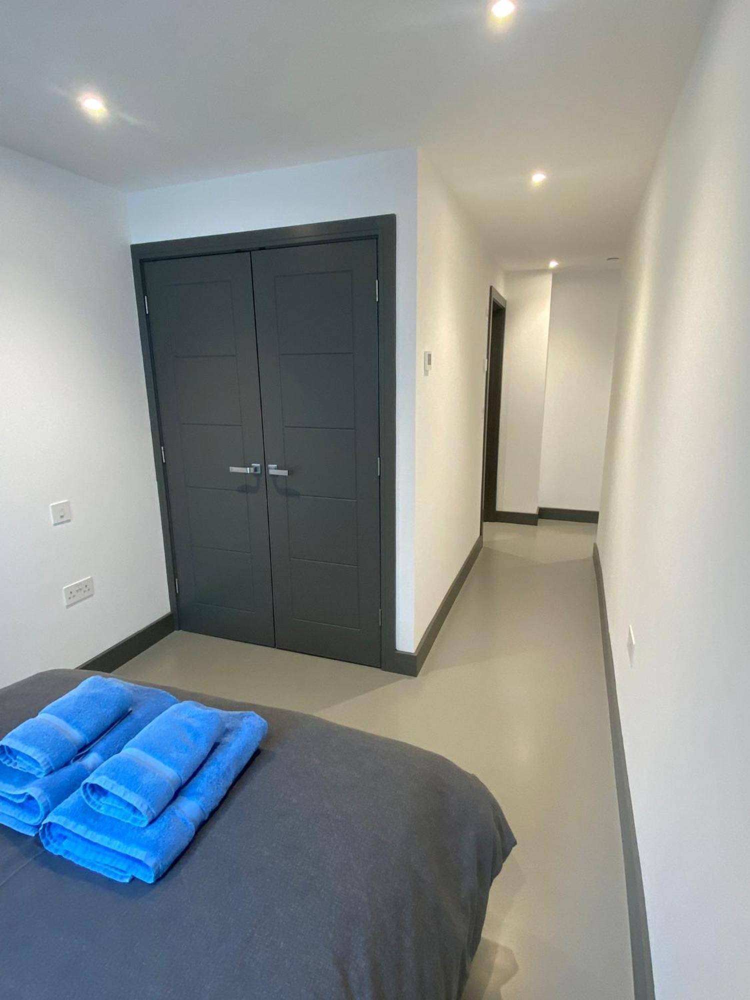 4 The View Apartments Ilfracombe - Seafront, Parking, Lift, Ev ภายนอก รูปภาพ