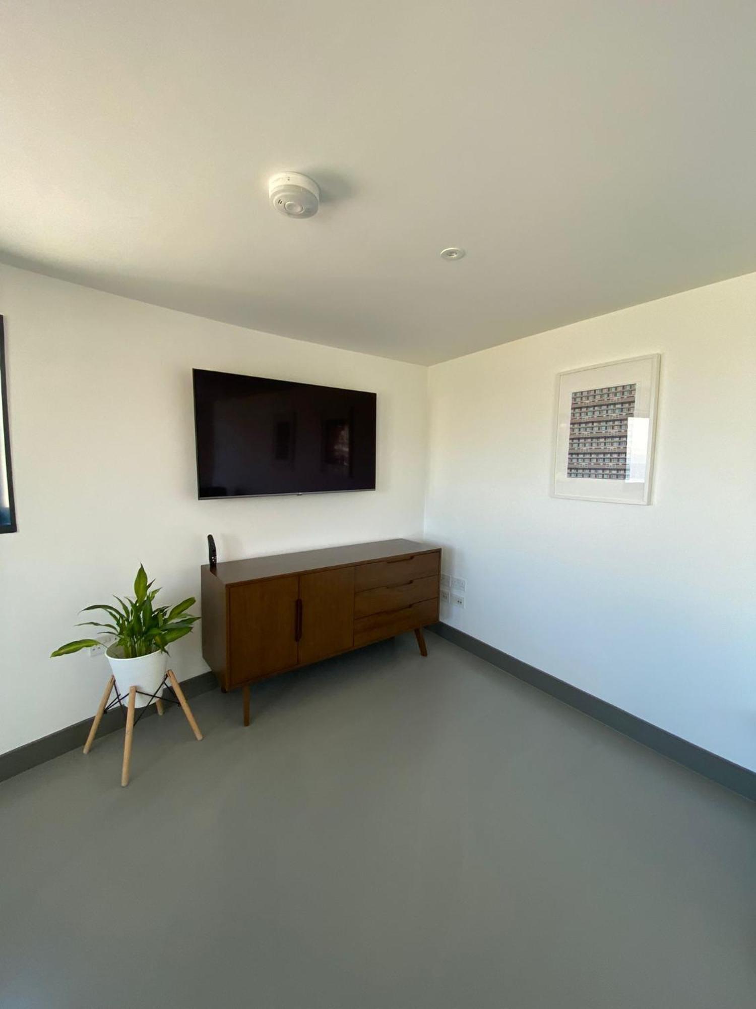 4 The View Apartments Ilfracombe - Seafront, Parking, Lift, Ev ภายนอก รูปภาพ